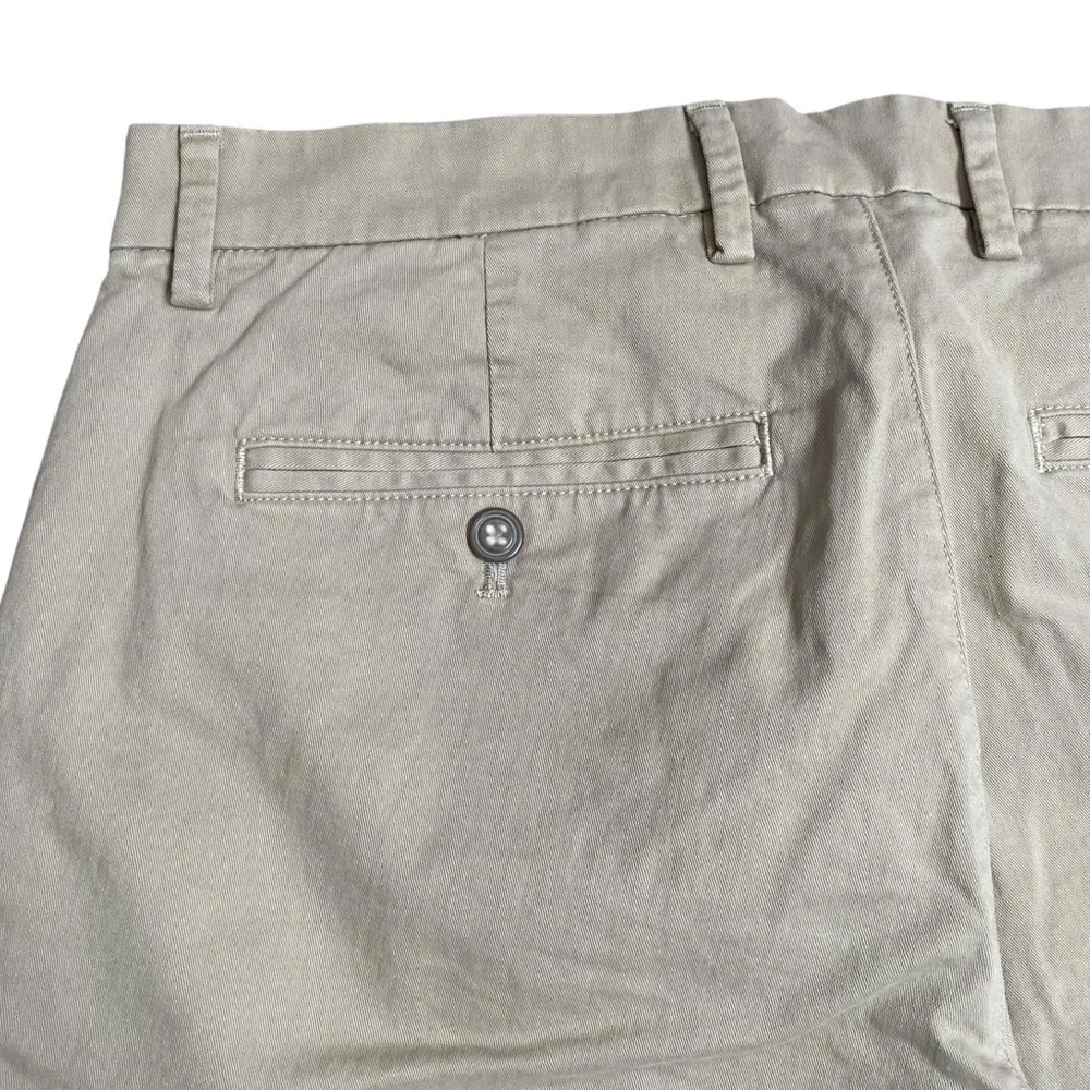 GAP Essential Slim Khaki Chino Pants Men’s 32x30 Tan Cotton Stretch Flat Front